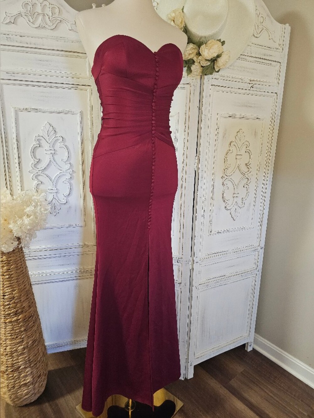 Kalinnu Burgundy Strapless Sweetheart Rushing Corseted Mermaid Formal Dress